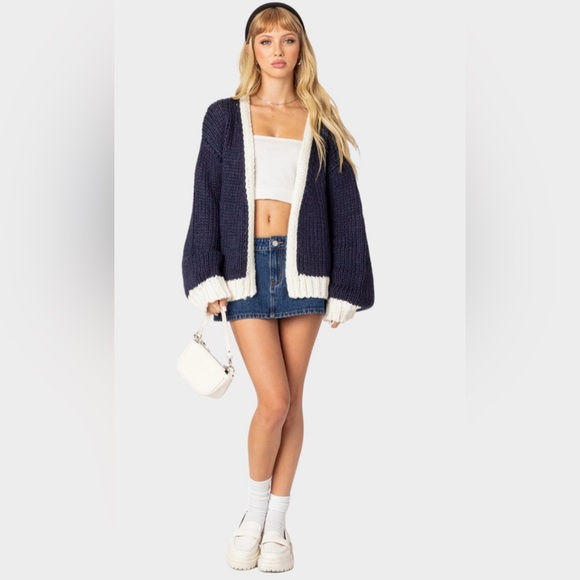 3/$15 Edikted chunky navy blue contrast cardigan - Picture 2 of 10